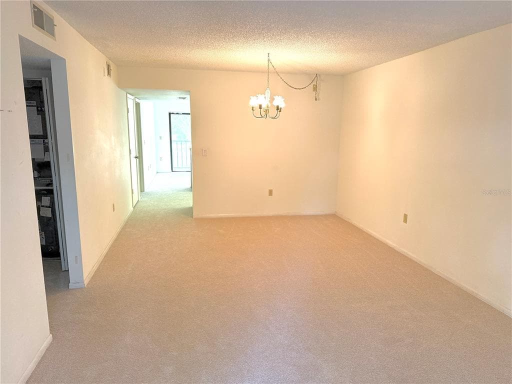 425 30TH AVENUE W C204 photo 12