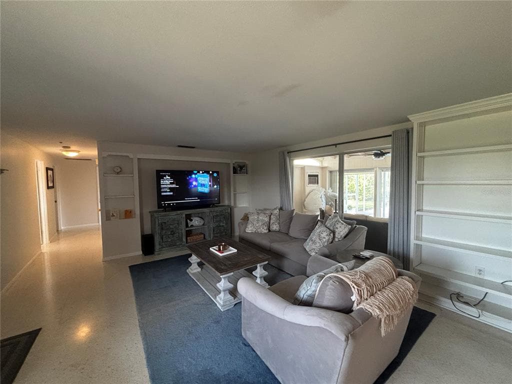 4411 DOLPHIN LANE photo 4