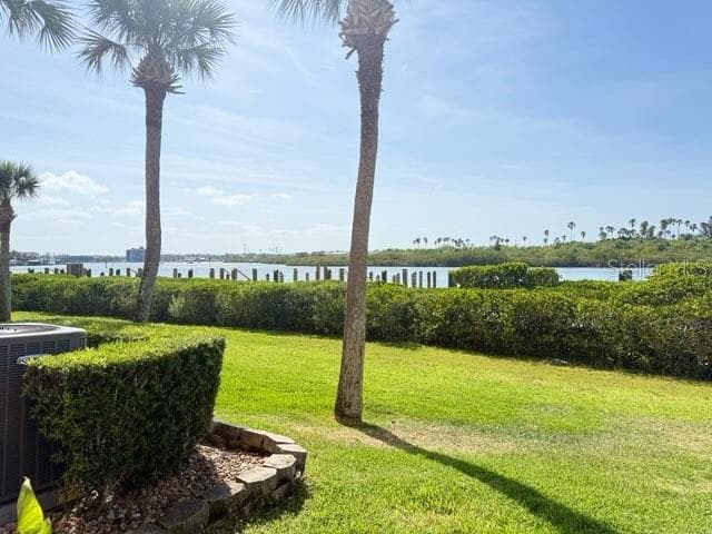 460 BOUCHELLE DRIVE 104 photo 14