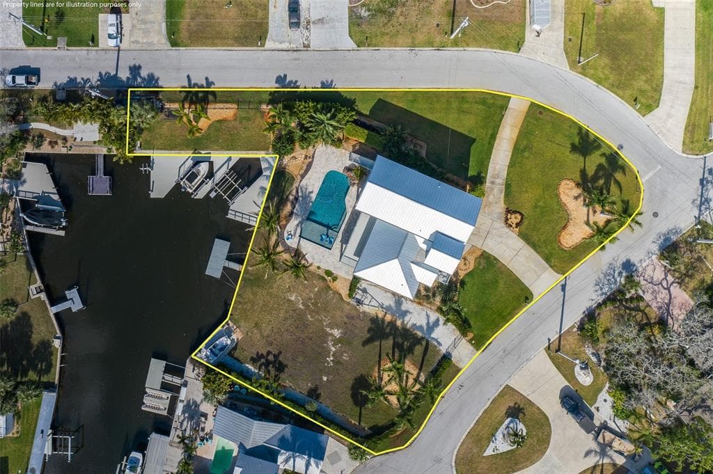5040 WATERSIDE DRIVE photo 7