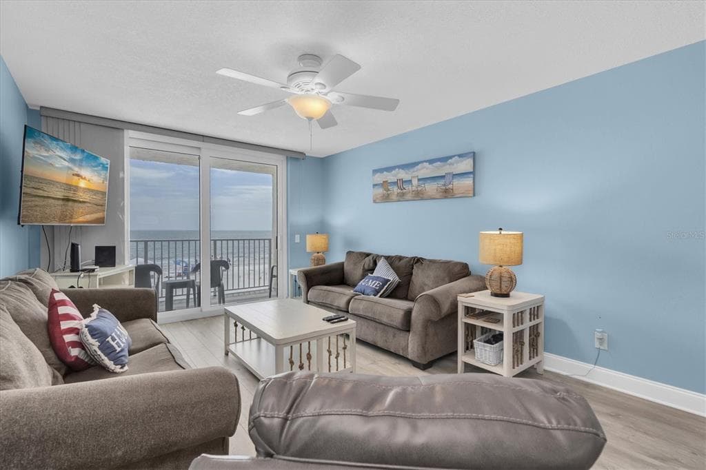 18650 GULF BOULEVARD 203 photo 7