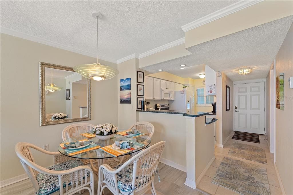 950 TARPON CENTER DRIVE 504 photo 10