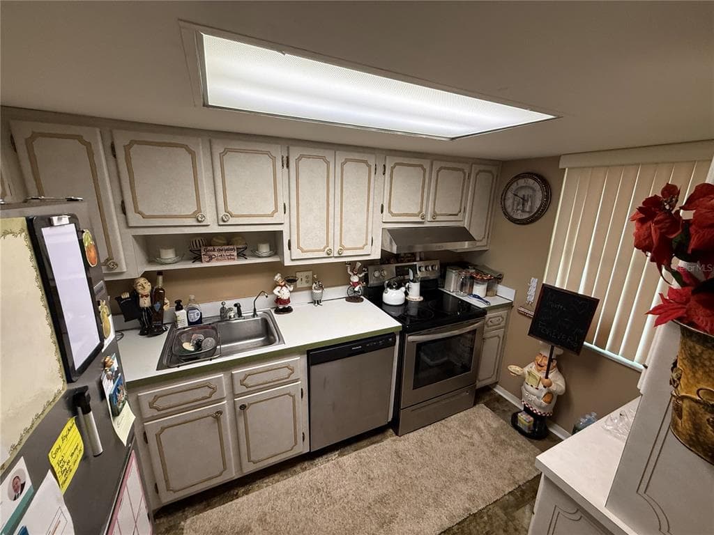 700 MIRROR TERRACE NW 303 photo 13