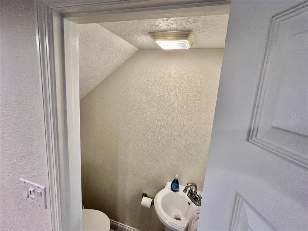 2100 N PENINSULA AVENUE 216 photo 10