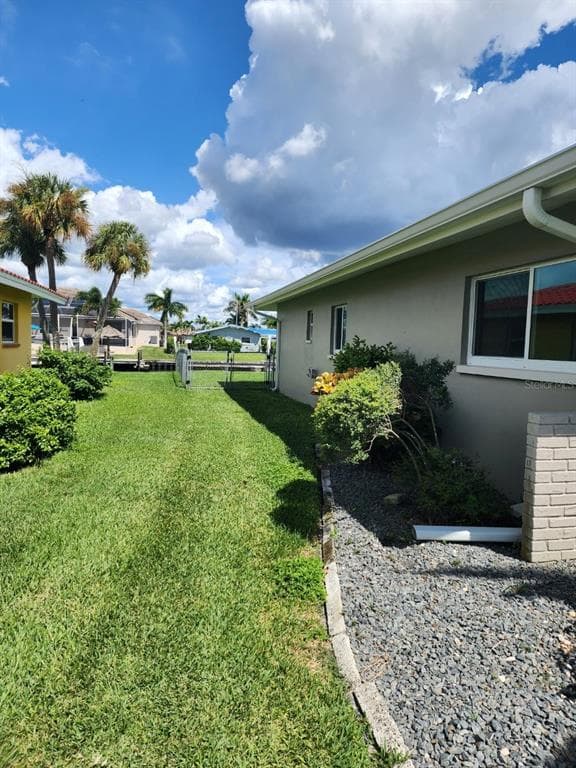 5325 COCOA COURT photo 16