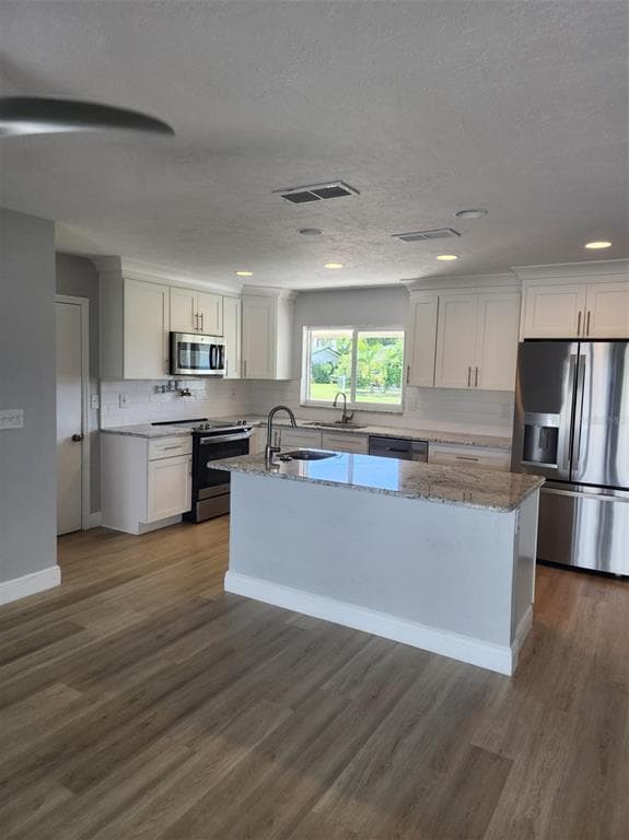 5325 COCOA COURT photo 3
