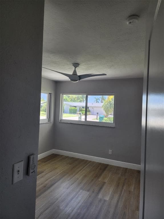 5325 COCOA COURT photo 5