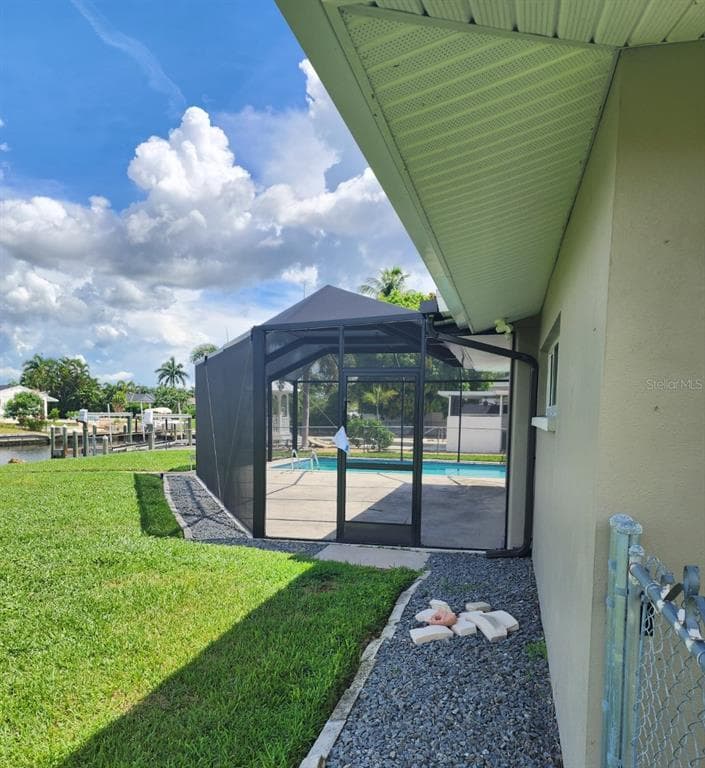 5325 COCOA COURT photo 15
