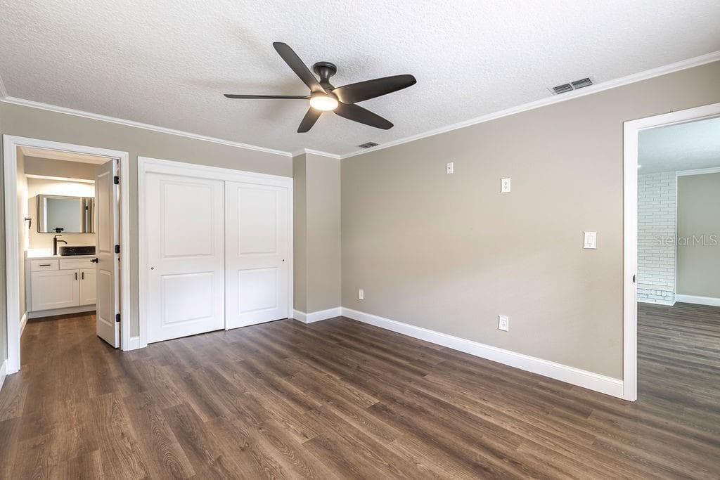 6806 S HOLLY OAK POINT photo 15