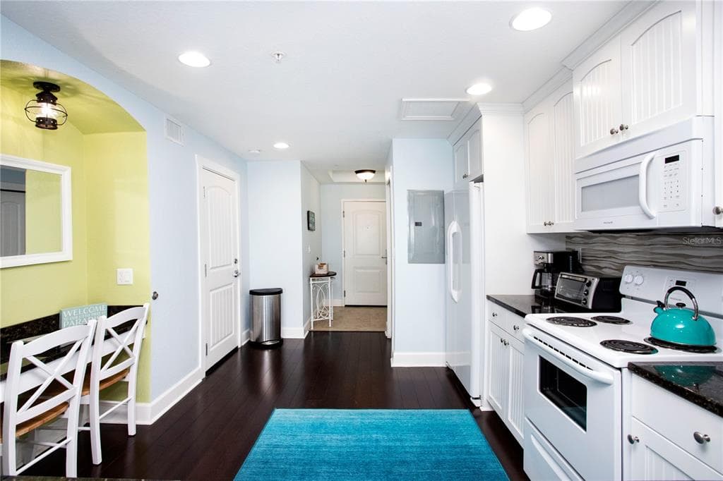 399 2ND STREET #417 5
