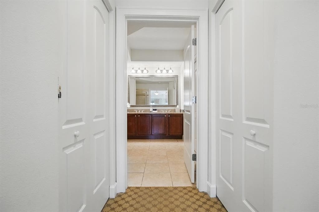 102 YACHT HARBOR DRIVE 263 photo 17