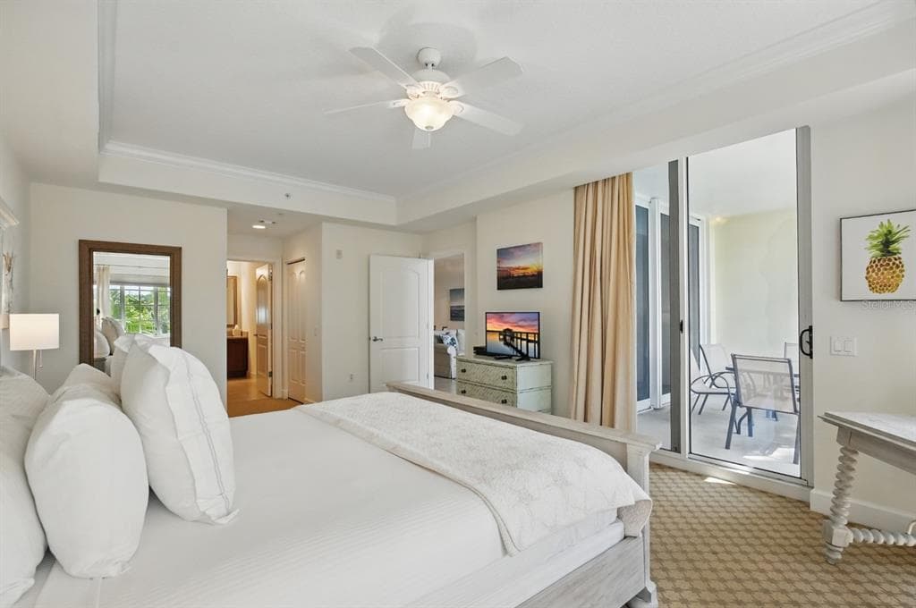 102 YACHT HARBOR DRIVE 263 photo 16