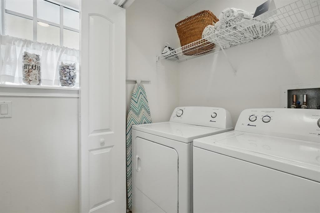 102 YACHT HARBOR DRIVE 263 photo 24