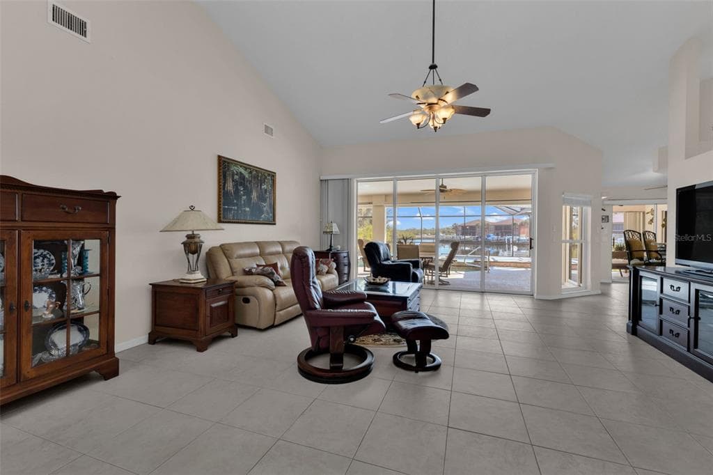 3518 TERIN COURT photo 9