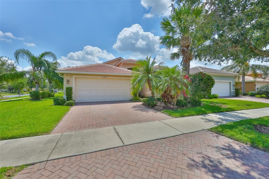 16227 CAPE CORAL DRIVE photo 3