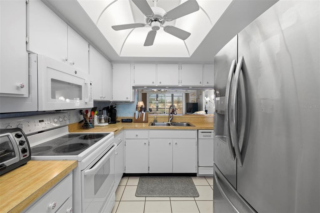 5157 SILENT LOOP 208 photo 13
