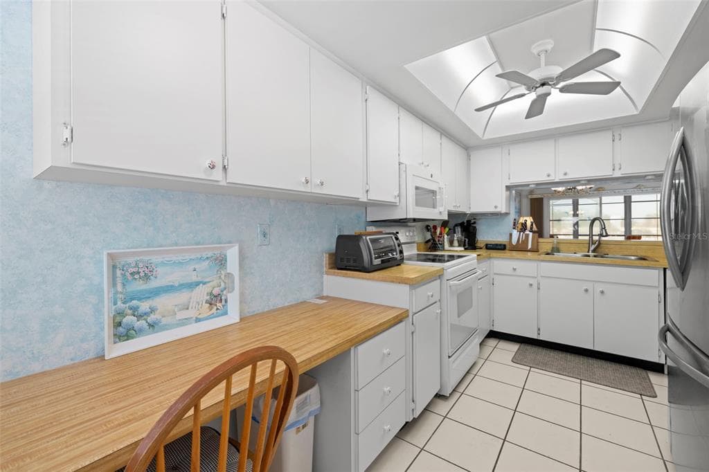 5157 SILENT LOOP 208 photo 12