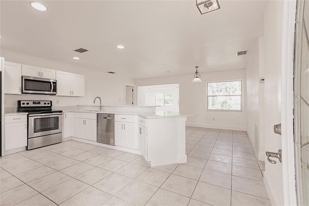 3129 BUTTONWOOD PLACE photo 6