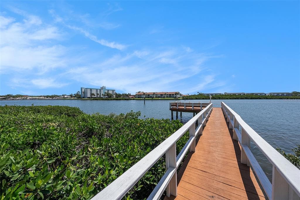 19925 GULF BOULEVARD 407 photo 8