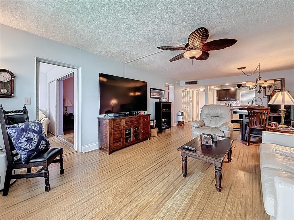 4725 COVE CIRCLE 908 photo 22