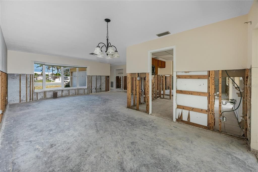 11465 7TH STREET E photo 17