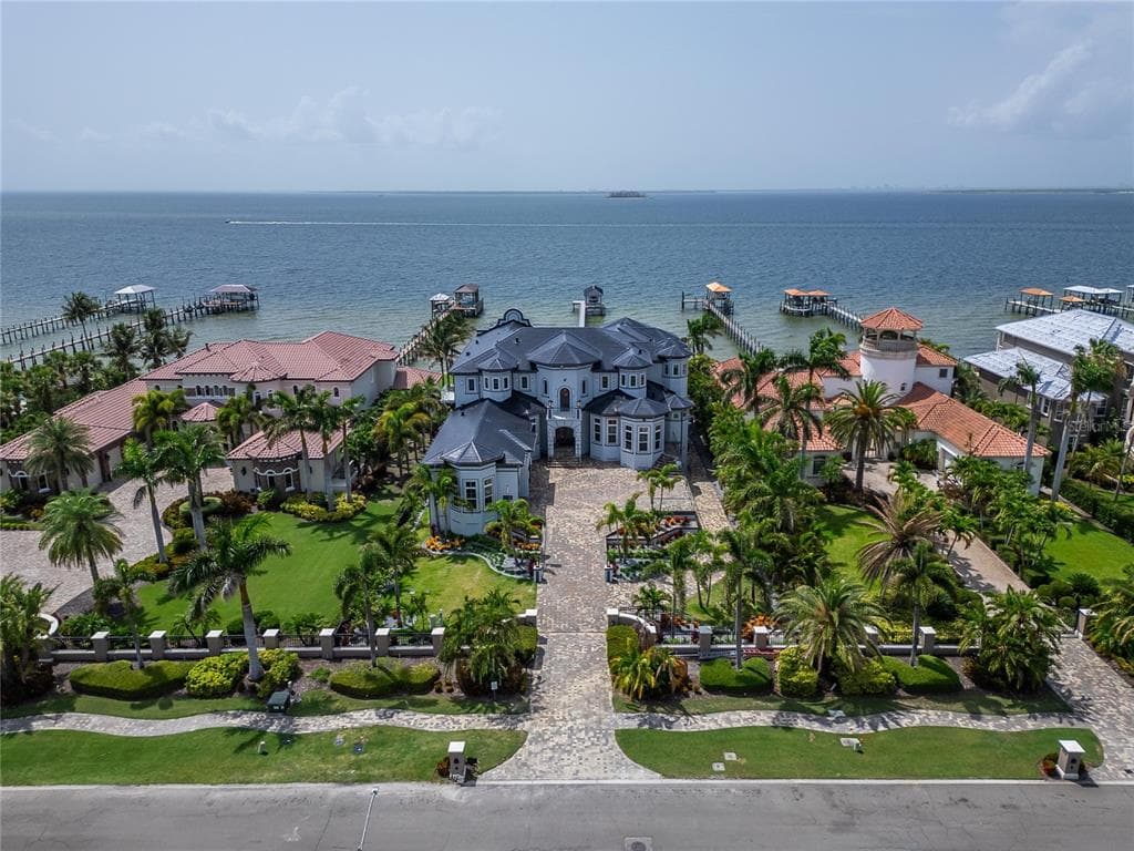 6526 SURFSIDE BOULEVARD 4