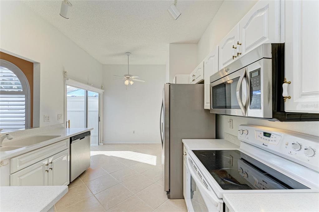 4227 PLACID DRIVE photo 15