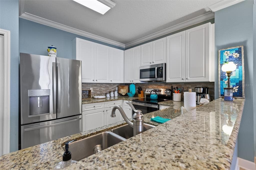 80 SURFVIEW DRIVE 707 photo 10