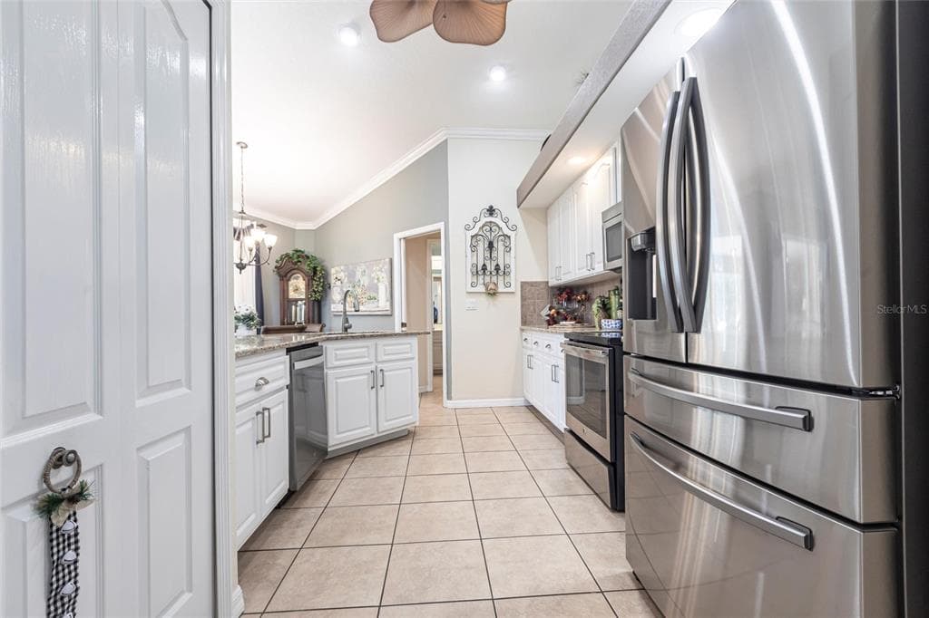 17150 SARONG LANE photo 11