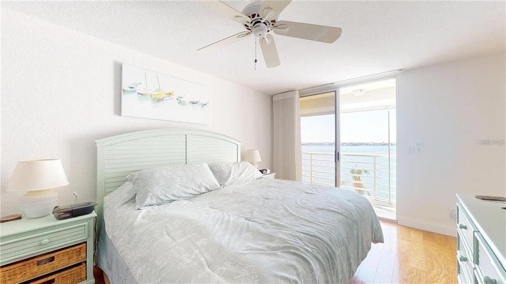 6105 BAHIA DEL MAR CIRCLE 682 photo 17