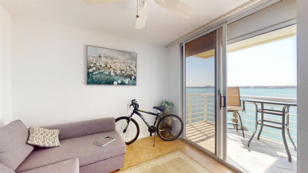 6105 BAHIA DEL MAR CIRCLE 682 photo 22