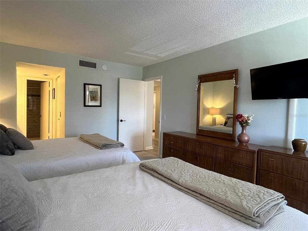 6218 PALMA DEL MAR 303 photo 21