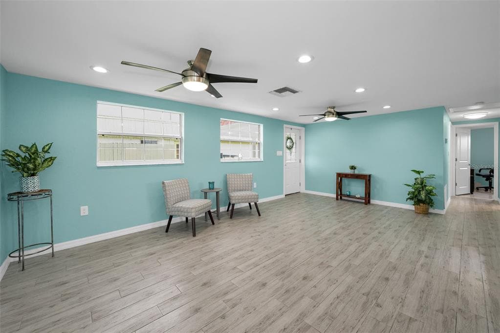 13232 CAROL DRIVE photo 11