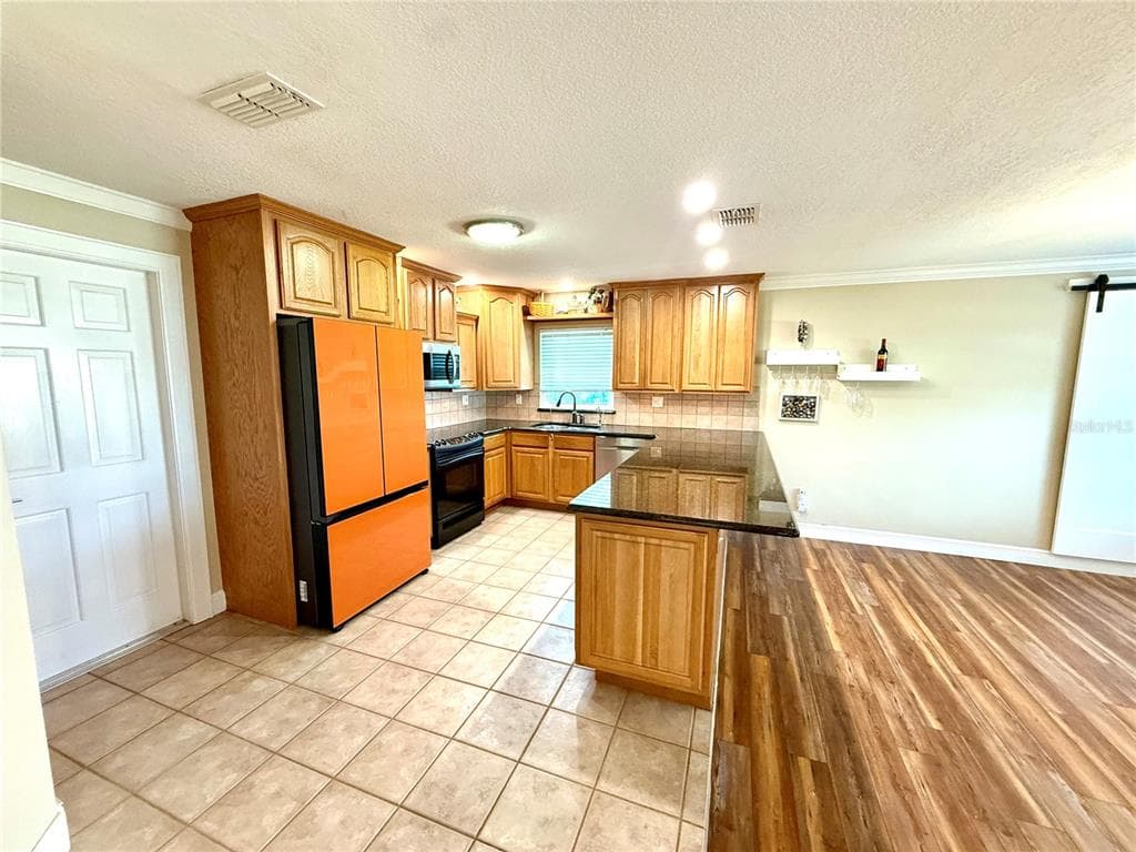 1811 MISSOURI AVENUE photo 13