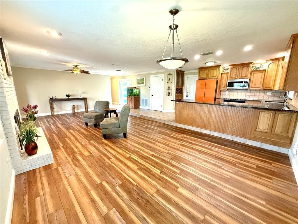 1811 MISSOURI AVENUE photo 11