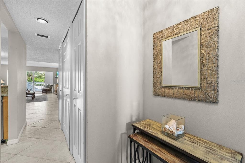 1269 DOCKSIDE PLACE #115 3