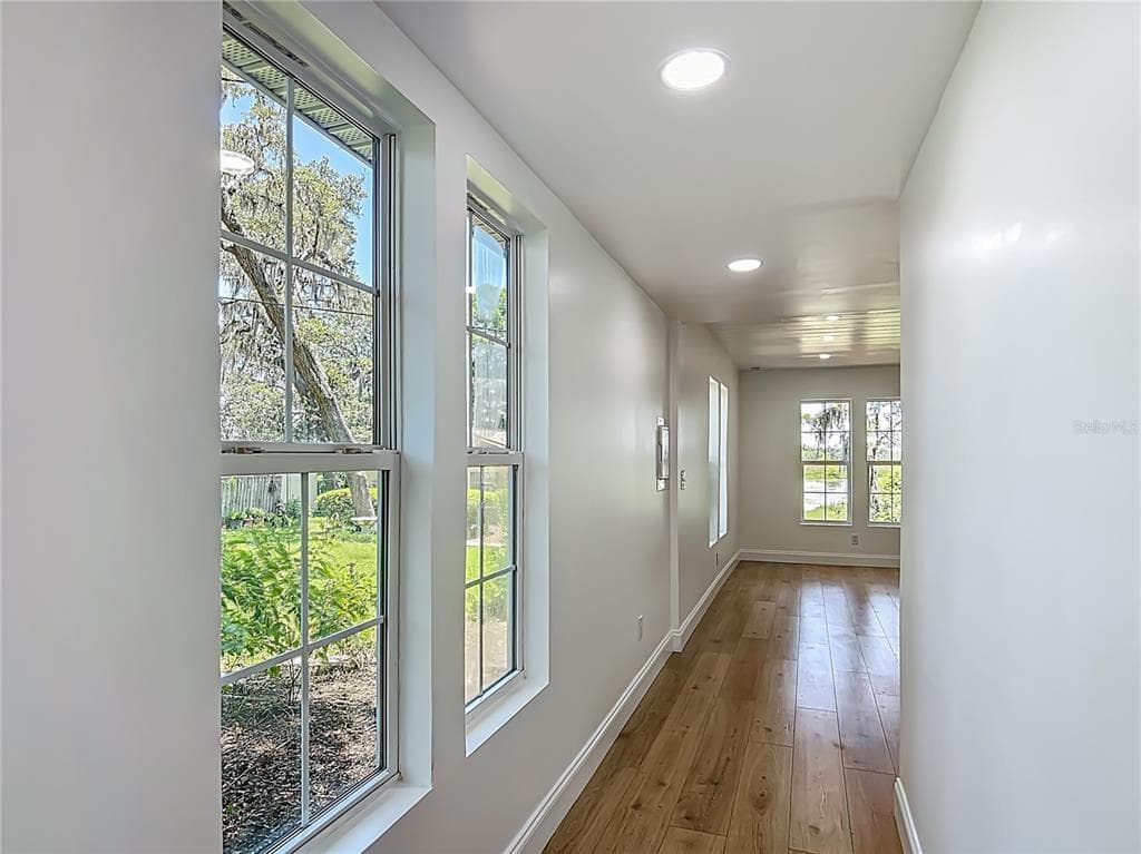 8781 S LAKESHORE DRIVE photo 12