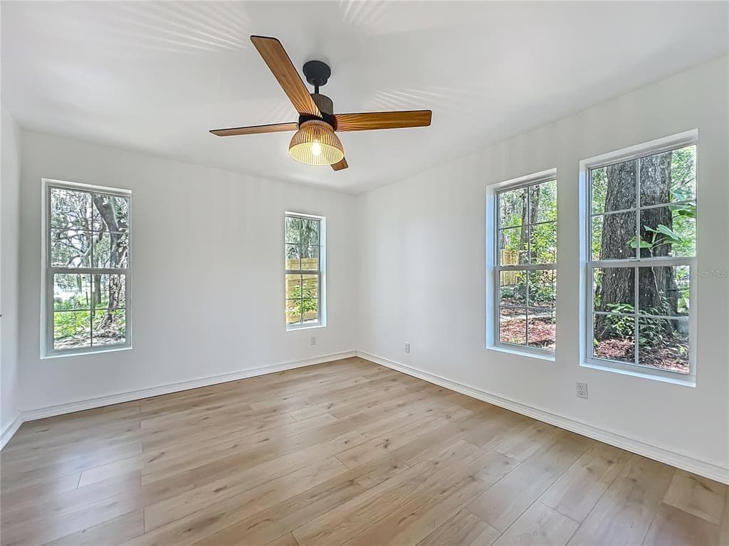 8781 S LAKESHORE DRIVE photo 22