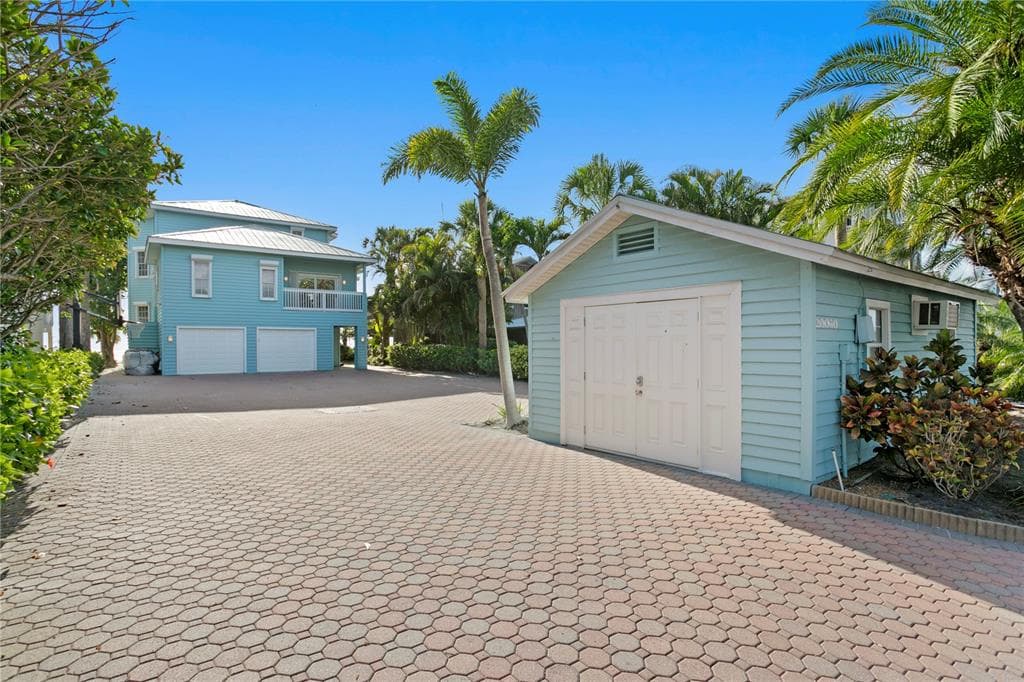 20060 GULF BOULEVARD 1