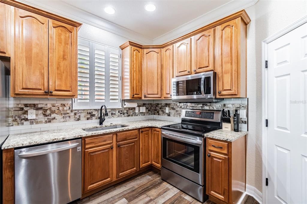 539 TREVISO DRIVE 2