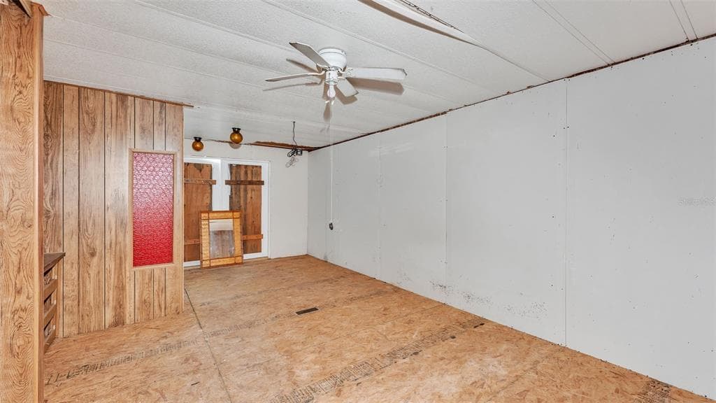 2068 THELMA DRIVE photo 19