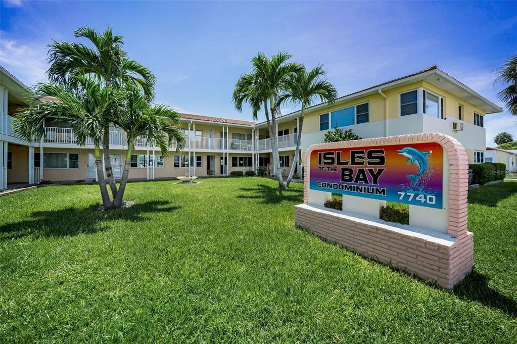 7740 BOCA CIEGA DRIVE #204 1