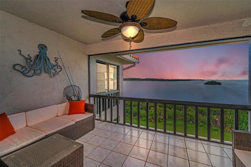 1813 MARINER DRIVE #146 2