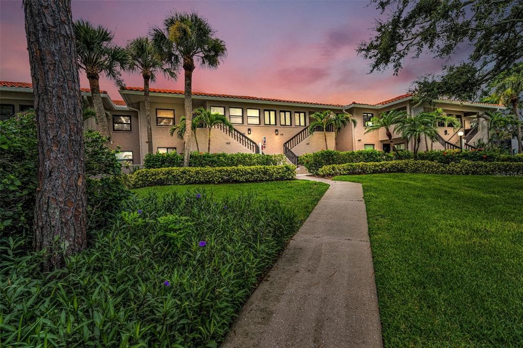 1813 MARINER DRIVE #146 4