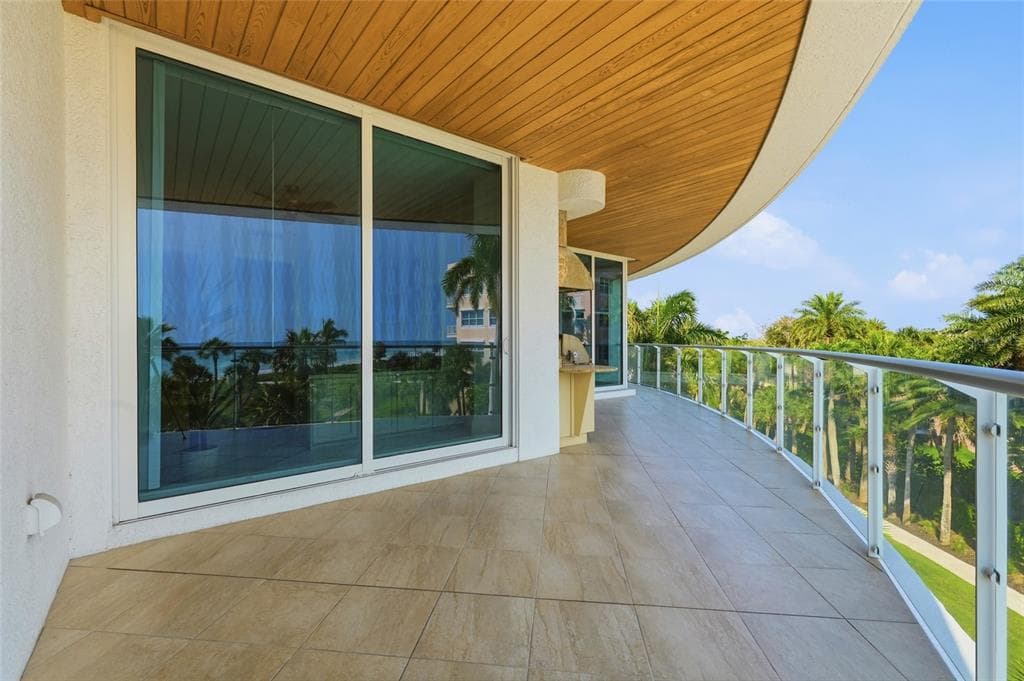 2251 GULF OF MEXICO DRIVE 301 photo 16