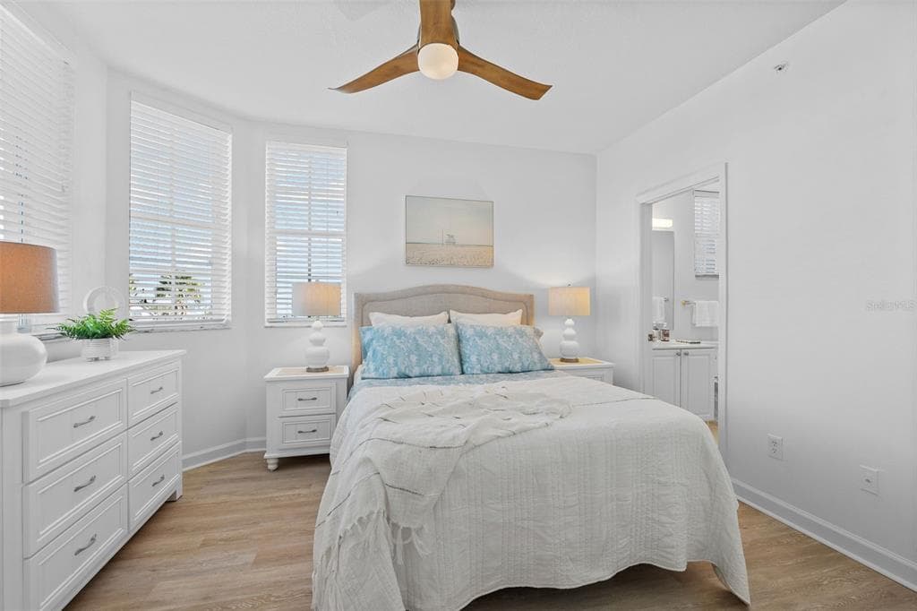 1240 DOLPHIN BAY WAY 401 photo 20