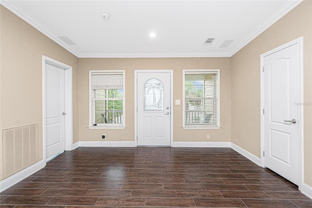 9150 PINE COVE DRIVE photo 13