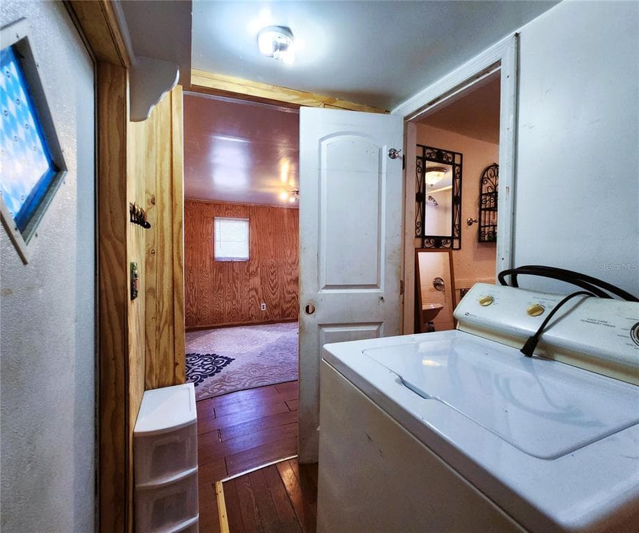6975 EDGEWATER DRIVE photo 19