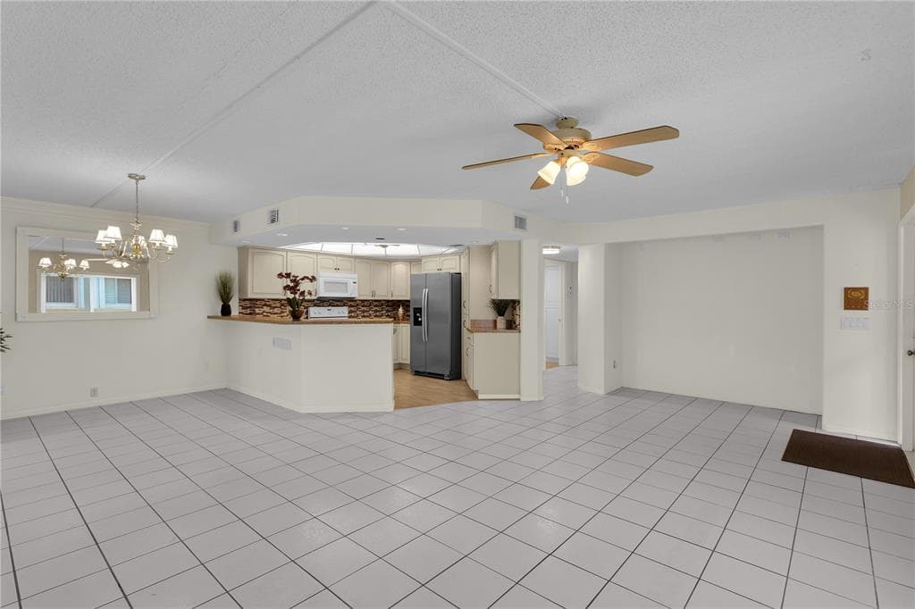 1409 SE 46TH LANE 105 photo 17