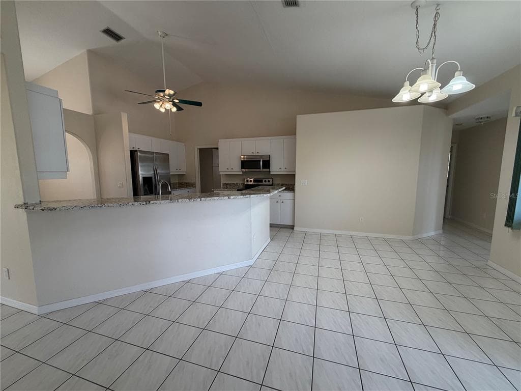 15140 LYNEBURG AVENUE photo 22